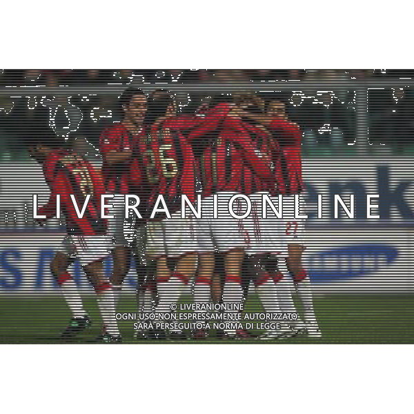Palermo - milan coppa italia tim cup 20/11/2004 nella foto abbracci esultanza milan foto terruso/agenzia aldo liverani