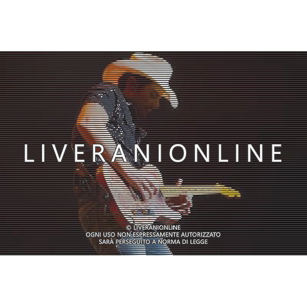 Brad Paisley performs at the Country to Country (C2C) Music Festival at the O2 Arena on Sunday 16th March 2014, London, England, UK. ©PHOTOSHOT/AGENZIA ALDO LIVERANI SAS - ITALY ONLY - EDITORIAL USE ONLY