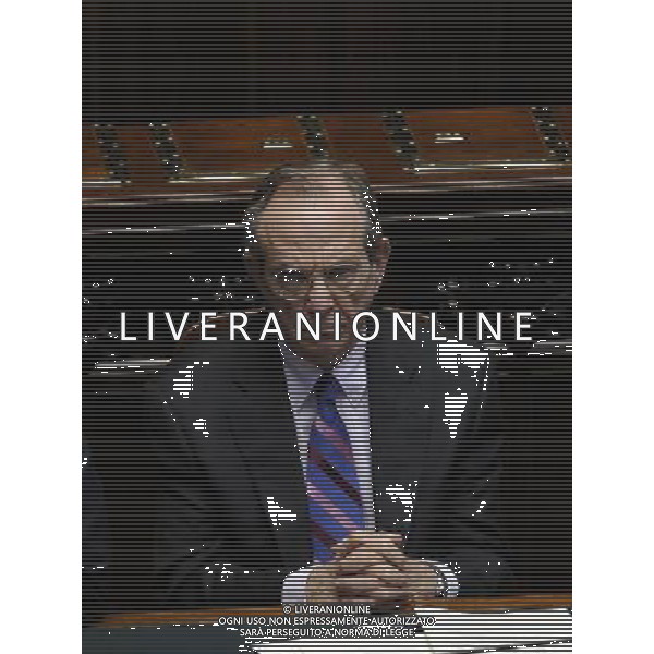 Il premier Matteo Renzii illustra alla Camera la sua \'road map\' da portare al Consiglio europeo di domani - Roma 19 marzo 2014 nella foto Pier Carlo Padoan ©Corradetti/AGENZIA ALDO LIVERANI SAS