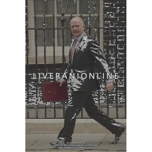 Foreign Secretary William Hague arrives at 10 Downing Street, London, UK, before the 2014 Budget announcement ©PHOTOSHOT/AGENZIA ALDO LIVERANI SAS - ITALY ONLY - EDITORIAL USE ONLY - Riunione per il bilancio 2014 al numero 10 di Downing Street, Londra, Regno Unito