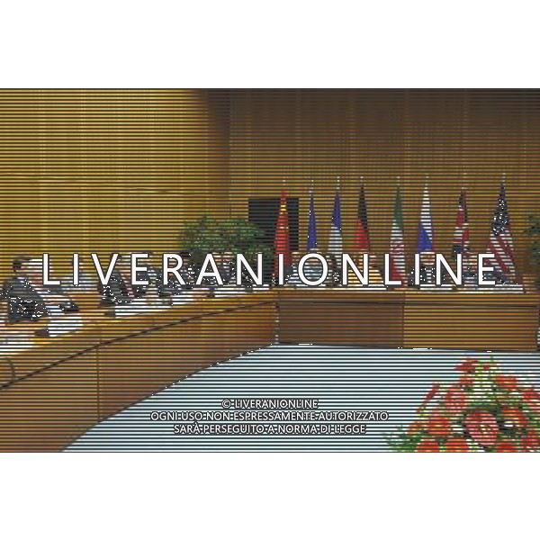 (140319) -- VIENNA, March 19, 2014 () -- Delegates attend the closing ceremony of the new round of nuclear talks in Vienna, Austria, March 19, 2014. Iran and the P5+1 group, namely the United States, Britain, France, China, Russia and Germany, concluded the new round of talks on Wednesday. (/Qian Yi) ©photoshot/AGENZIA ALDO LIVERANI SAS - ITALY ONLY - Colloqui del nuovo ciclo di nucleare Iran e il P5 +1 gruppo derivato, vale a dire gli Stati Uniti, Gran Bretagna, Francia, Cina, Russia e Germania a Vienna, Austria, 19 marzo 2014.