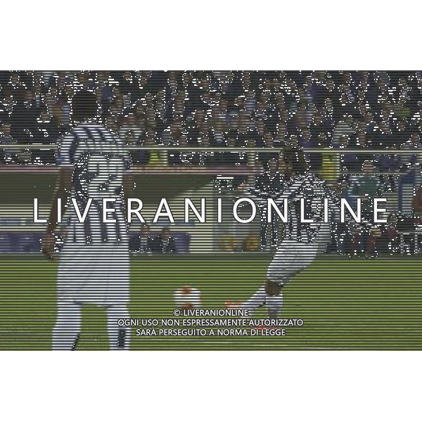 Fiorentina - Juventus Uefa Europa League - Ottavi di finale - Stadio Artemio Franchi 20-03-2014 Federico Tardito/Agenzia Aldo Liverani Sas Nella foto gol Pirlo ©/AGENZIA ALDO LIVERANI SAS