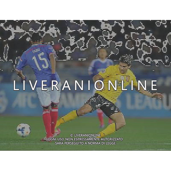 (140312) -- YOKOHAMA, March 12, 2014 () -- Elikeson (R) of Guangzhou Evergrande competes during the AFC Champions League match between Guangzhou Evergrande and Yokohama F Marinos in Yokohama, Japan, March 12, 2014. The match ended in 1-1 draw. (/Liu Dawei) (hy) ©photohsot/AGENZIA ALDO LIVERANI SAS - ITALY ONLY - Guangzhou Evergrande Vs Yokohama F Marinos partita AFC Champions League a Yokohama, Giappone, 12 marzo, 2014.
