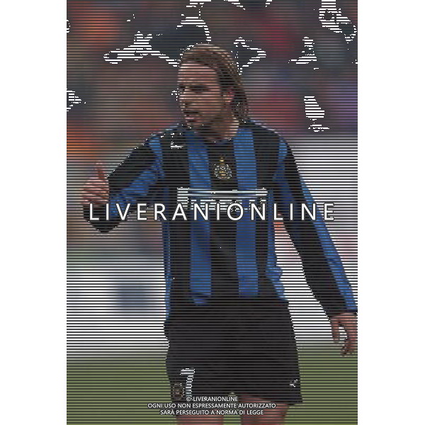 Inter - Bologna Coppa Italia Tim cup 21/11/2004 nella foto: andy van der meyde foto marco luzzani/agenzia aldo liverani