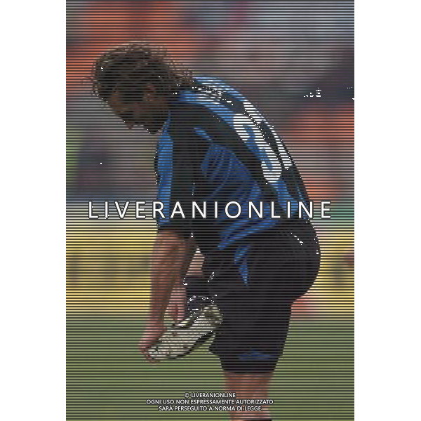Inter - Bologna Coppa Italia Tim cup 21/11/2004 nella foto: christian vieri foto marco luzzani/agenzia aldo liverani