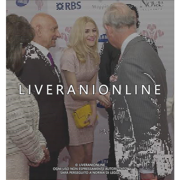  Pixie Lott meets the HRH The Prince of Wales, at the Prince\'s Trust \' Samsung Celebrate Success Awards at The Odeon, Leicester Square, London. ©photohsot/AGENZIA ALDO LIVERANI SAS - ITALY ONLY - REALI INGLESI: il Principe d\'inghilterra alla celebrazione dei successi Premi e Samsung a The Odeon, Leicester Square, Londra. 