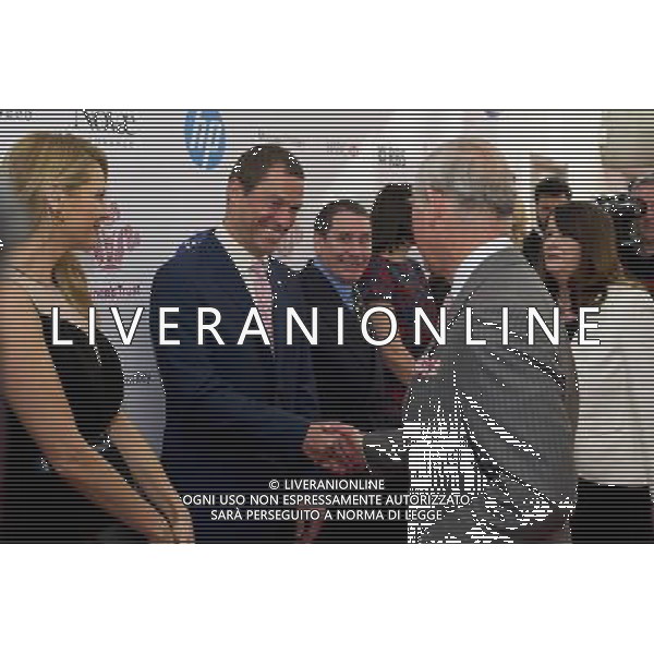  Dominic West meets the HRH The Prince of Wales, at the Prince\'s Trust \' Samsung Celebrate Success Awards at The Odeon, Leicester Square, London. ©photohsot/AGENZIA ALDO LIVERANI SAS - ITALY ONLY - REALI INGLESI: il Principe d\'inghilterra alla celebrazione dei successi Premi e Samsung a The Odeon, Leicester Square, Londra. 