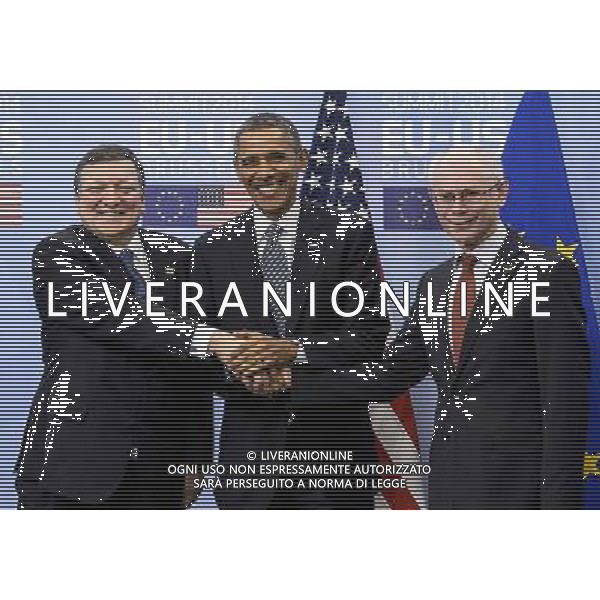 US President Barack Obama (C) is welcomed by EU Council President Herman Van Rompuy (R) and EU Commission President Jose Manuel Barroso (L) at the European Council headquarters in Brussels, Belgium on 26.03.2014 Obama is in Brussels for a EU-US summit. The US leader is on a week-long trip to Europe and Saudi Arabia, which has already included two days of international talks in the Netherlands. by Wiktor Dabkowski AG ALDO LIVERANI SAS ONLY ITALY