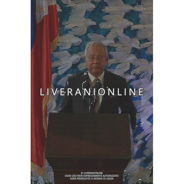 (140327) -- MANILA, March 27, 2014 () -- Malaysian Prime Minister Najib Razak speaks during the signing ceremony of a peace agreement in Manila, the Philippines, March 27, 2014. The Philippine government and the Moro Islamic Liberation Front (MILF) signed a historic peace agreement on Thursday, ending 40 years of conflict that has claimed thousands of lives and stalled economic development in areas affected by fighting. (/Rouelle Umali)(zhf) ©photoshot/AGENZIA ALDO LIVERANI SAS - ITALY ONLY - Cerimonia della firma di un accordo di pace a Manila, nelle Filippine, 27 Marzo 2014.