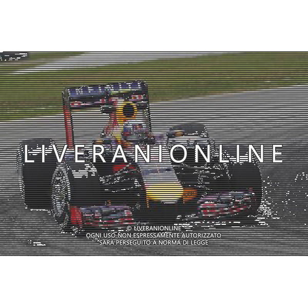 Daniel Ricciardo (AUS) Red Bull Racing RB10. 28.03.2014. Formula 1 World Championship, Rd 2, Malaysian Grand Prix, Sepang, Malaysia, Friday. - www.xpbimages.com, EMail: requests@xpbimages.com - copy of publication required for printed pictures. Every used picture is fee-liable. © Copyright: Photo4 / XPB Images AG ALDO LIVERANI SAS ONLY ITALY