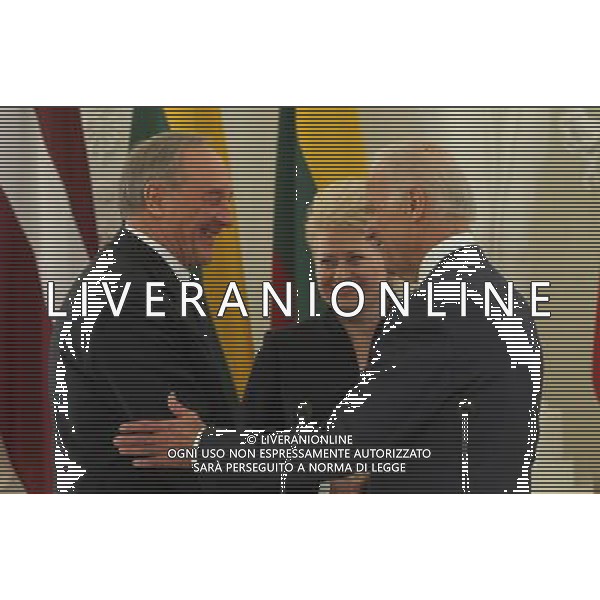 (140319) -- VILNIUS, March 19, 2014 () -- U.S. Vice President Joe Biden (R) meets with Lithuanian President Dalia Grybauskaite (C) and Latvian President Andris Berzins in Vilnius, Lithuania, March 19, 2014. Biden reaffirmed U.S. military protection of the Baltic region during a meeting on Wednesday with the presidents of Lithuania and Latvia. () ©photohsot/AGENZIA ALDO LIVERANI SAS - ITALY ONLY - Il vicepresidente americano Joe Biden incontra i presidenti di Lituania e Lettonia a Vilnius, Lituania , 19 marzo 2014 per ribadire la protezione militare degli Stati Uniti del Baltico