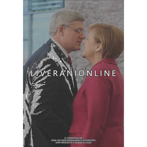 (140327) -- BERLIN, March 27, 2014 () -- German Chancellor Angela Merkel (R) greets visiting Canada\'s Prime Minister Stephen Harper during the welcome ceremony in Berlin, Germany, on March 27, 2014. (/Zhang Fan) AG ALDO LIVERANI SAS ONLY ITALY