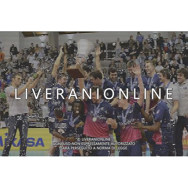 Joie Equipe Paris - 29.03.2014 - Paris Volley / Novgorod - Finale CEV - Photo : Fred Porcu / Icon Sport