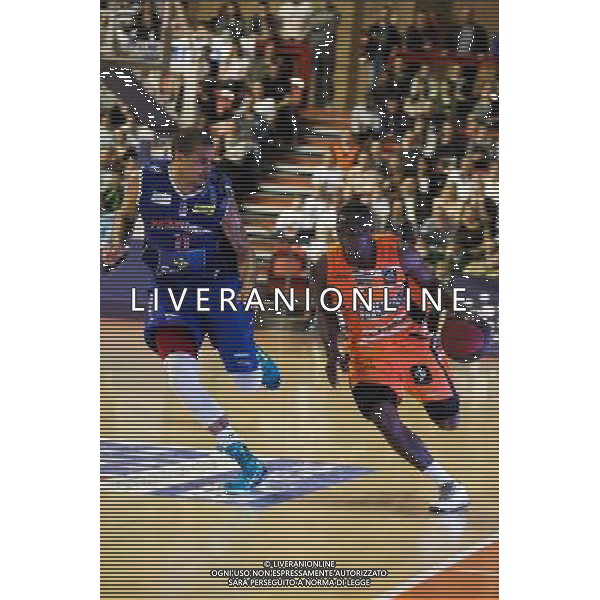 Solo DIABATE / Blake SCHILB - 29.03.2014 - Gravelines Dunkerque / Paris Levallois - 25eme journee de Pro A Photo : Alain Christy / Icon Sport AG ALDO LIVERANI SAS ONLY ITALY