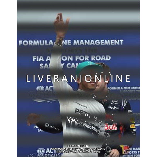 (140329) -- SEPANG, March 29, 2014 () -- Mercedes driver Lewis Hamilton of Britain celebrates after taking the pole position after the qualifying session for the Malaysian Formula One Grand Prix at Sepang International Circuit in Sepang, Malaysia, March 29, 2014. (/Chong Voon Chung) AG ALDOL IVERANI SAS ONLY ITALY