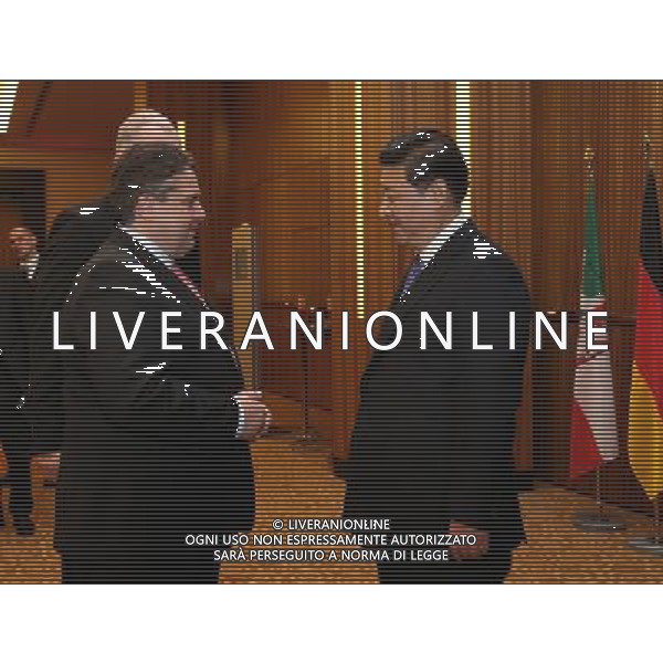 (140329) -- DUESSELDORF, March 29, 2014 () -- Chinese President Xi Jinping (R) meets with German Vice Chancellor and Minister of Economics and Energy Sigmar Gabriel, who also chairs the Social Democratic Party (SPD), in Duesseldorf, Germany, March 29, 2014. (/Liu Weibing) (hdt) AG ALDO LIVERANI SAS ONLY ITALY