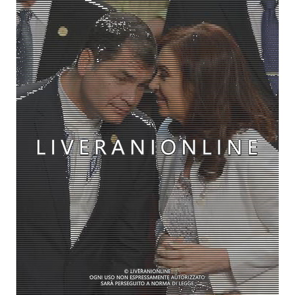 (140312) -- VALPARAISO, March 12, 2014 () -- Argentina\'s President Cristina Fernandez (R) talks with Ecuador\'s President Rafael Correa Rafael Correa (L) during the presidential swearing-in ceremony for Michelle Bachelet, in the National Congress, in Valparaiso, Chile, on March 11, 2014. Michelle Bachelet was officially sworn in as president of Chile on Tuesday in the central port city of Valparaiso, seat of Chile\'s Congress. (/TELAM) (da) ©photoshot/AGENZIA ALDO LIVERANI SAS - ITALY ONLY - Cerimonia di giuramento del presidente cileno Michelle Bachelet nel Congresso Nazionale a Valparaiso, in Cile, il 11 Marzo 2014.