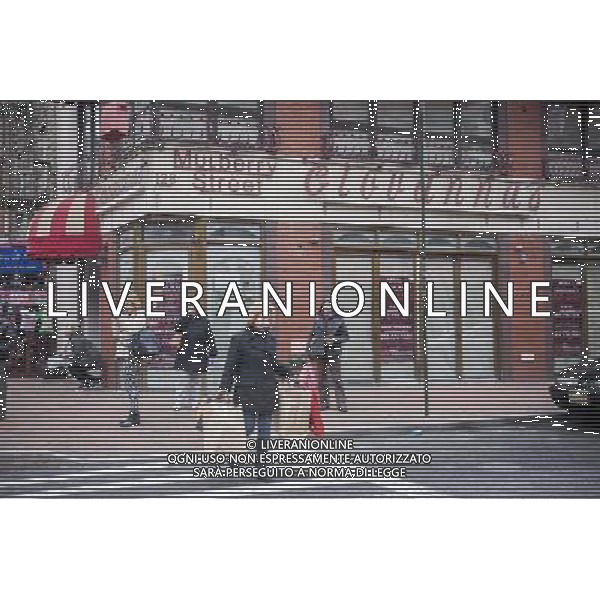 The closed Giovanna\'s restaurant on Mulberry Street in the Little Italy neighborhood of New York on Sunday, March 30, 2014. Changing demographics and sharp rent increases have decimated the Little Italy neighborhood reducing the once thriving Italian enclave from a fifty-block area into a short three blocks mostly populated by tourist oriented businesses. Eight restaurants have closed in the past year as their leases came up and negotiations with landlords were fruitless. As Chinatown moves north many Italian businesses had been displaced by businesses catering to their Asian customers. ©photoshot/AGENZIA ALDO LIVERANI SAS - ITALY ONLY - Vedute della citta\' di New York - Vita quotidiana