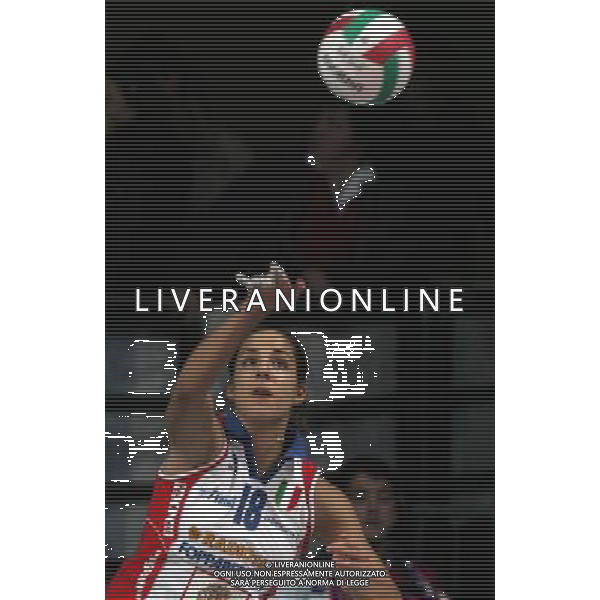 FOPPA PEDRETTI BERGAMO-DESPAR PERUGIA 20/11/2004 60 CAMPIONATO FEMMININILE DI VOLLEY NELLA FOTO poljam maja AGENZIA ALDO LIVERANI
