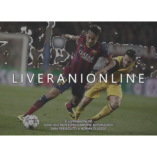 FC Barcelona\'s Brazilian forward†Neymar da Silva Santos Junior (L) and Atletico Madrid\'s Spanish midfielder \'Koke\' Resurreccion (R) during the Champions League football match 1/4 FC Barcelona - Atletico de Madrid at the Camp Nou Stadium in Barcelona. Spain. Apr. 1, 2014. (Xinhua/Pau Barrena) AG ALDO LIVERANI SAS ONLY ITALY