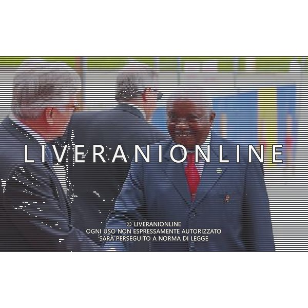 (140402) -- BRUSSELS, April 2, 2014 () -- President of Mozambique Armando Emilio Guebuza arrives at EU-Africa Summit at the EU headquarters in Brussels, capital of Belgium, April 2, 2014. (/Gong Bing) (ypf) ©photoshot/AGENZIA ALDO LIVERANI SAS - ITALY ONLY - EDITORIAL USE ONLY - Vertice UE-Africa presso la sede dell\'Unione europea a Bruxelles, capitale del Belgio, 2 APRILE 2014.