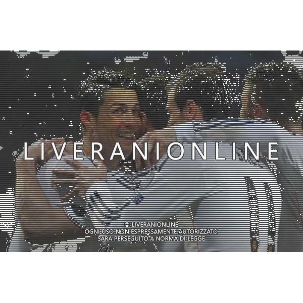 Cristiano Ronaldo, Gareth Bale und Teamkameraden beim UEFA Champions League Spiel Real Madrid gegen Borussia Dortmund (3:0) im Estadio Santiago Bernabéu. Madrid, 02.04.2014 LIGA MISTRZOW SEZON 2013/2014 PILKA NOZNA REAL MADRYT vs BORUSSIA DORTMUND FOT. FUTURE IMAGE/NEWSPIX.PL POLAND, UK AND GERMANY OUT !!! --- Newspix.pl AG ALDO LIVERANI SAS ONLY ITALY *** Local Caption *** www.newspix.pl mail us: info@newspix.pl call us: 0048 022 23 22 222 --- Polish Picture Agency by Ringier Axel Springer Poland