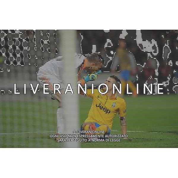 Altercation Anthony LOPES / GIOVINCO - 03.02.2014 - Lyon / Juventus Turin - 1/4Finale Aller Ligue Europa Photo : Jean Paul Thomas / Icon Sport /AGENZIA ALDO LIVERANI SAS - ITALY ONLY - EDITORIAL USE ONLY - LIONE Vs JUVENTUS ANDATA QUARTI DI FINALE UEFA EUROPA LEAGUE 03 MARZO 2014