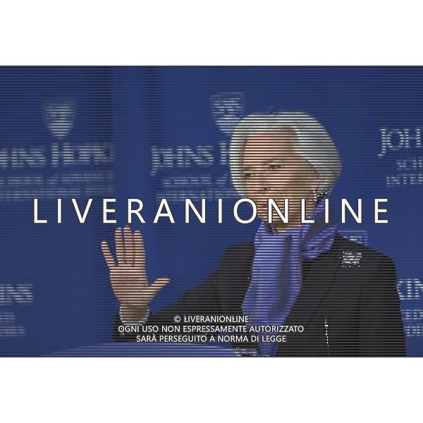 (140402) -- WASHINGTON D.C., April 2, 2014 () -- International Monetary Fund (IMF) Managing Director Christine Lagarde speaks at the School of Advanced International Studies of Johns Hopkins University in Washington D.C., capital of the United States, April 2, 2014. The world economy is turning the corner of the great recession, but obstacles lie ahead to overcome low growth trap, said the head of the IMF on Wednesday. (/Yin Bogu) ©photoshot/AGENZIA ALDO LIVERANI SAS - ITALY ONLY - L\'amministratore delegato del Fondo monetario internazionale (FMI) Christine Lagarde parla alla School of Advanced International Studies della Johns Hopkins University di Washington DC, la capitale degli Stati Uniti, 2 aprile 2014.