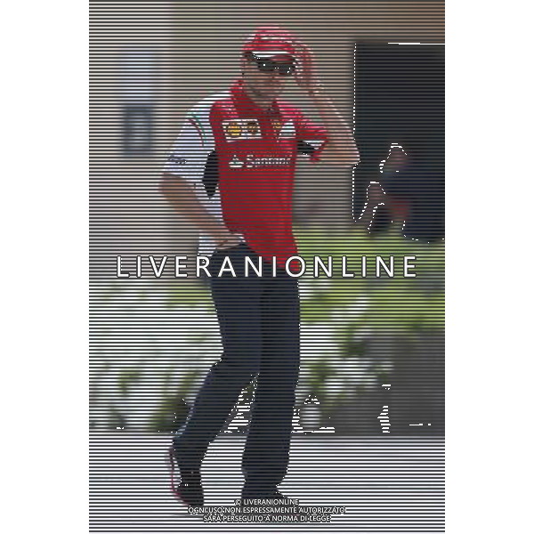 Giancarlo Fisichella (ITA) 04.04.2014. Formula 1 World Championship, Rd 3, Bahrain Grand Prix, Sakhir, Bahrain, Practice Day - www.xpbimages.com, EMail: requests@xpbimages.com - copy of publication required for printed pictures. Every used picture is fee-liable. © Copyright: Charniaux / XPB Images AG ALDO LIVERANI SAS ONLY ITALY