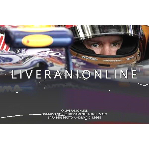 Sebastian Vettel (GER), Red Bull Racing 04.04.2014. Formula 1 World Championship, Rd 3, Bahrain Grand Prix, Sakhir, Bahrain, Practice Day - www.xpbimages.com, EMail: requests@xpbimages.com - copy of publication required for printed pictures. Every used picture is fee-liable. © Copyright: Charniaux / XPB Images AG ALDO LIVERANI SAS ONLY ITALY