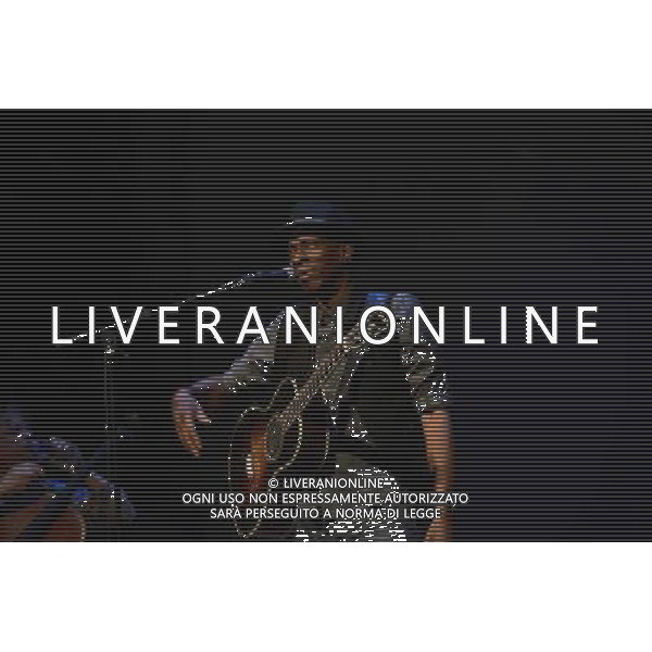 Three time Grammy winner, Keb\' Mo\' brings the bluesamericana to the SANDLER CENTER in VIRGINIA BEACH, VIRGINIA on 4 APRIL 2014.¬© Jeff Moore 2014 AG ALDOL IVERANI SAS ONLY ITALY
