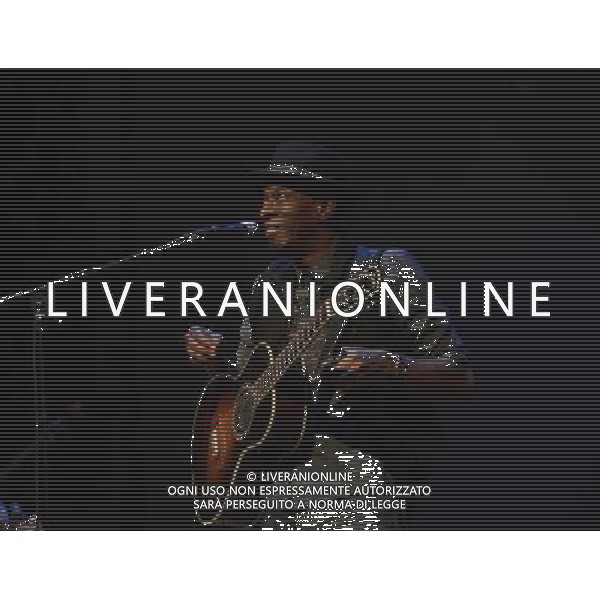 Three time Grammy winner, Keb\' Mo\' brings the bluesamericana to the SANDLER CENTER in VIRGINIA BEACH, VIRGINIA on 4 APRIL 2014.¬© Jeff Moore 2014 AG ALDOL IVERANI SAS ONLY ITALY