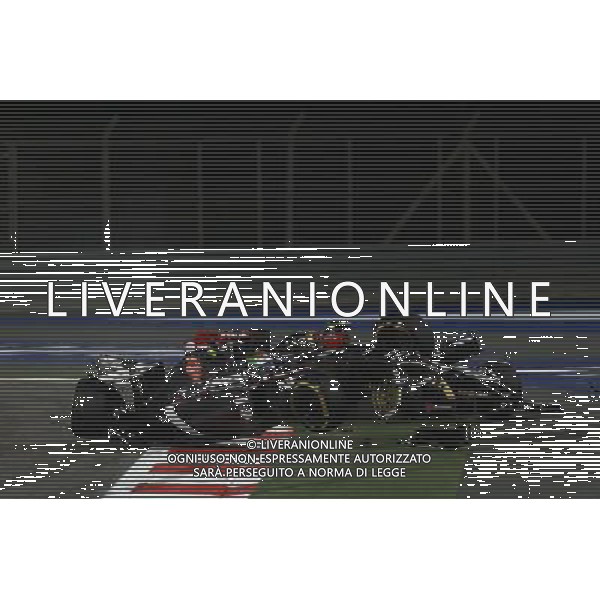 Esteban Gutierrez (MEX) Sauber C33 crashes with Pastor Maldonado (VEN) Lotus F1 E21. 06.04.2014. Formula 1 World Championship, Rd 3, Bahrain Grand Prix, Sakhir, Bahrain, Race Day. - www.xpbimages.com, EMail: requests@xpbimages.com - copy of publication required for printed pictures. Every used picture is fee-liable. © Copyright: Batchelor / XPB Images AG ALDO LIVERANI SAS ONLY ITALY 