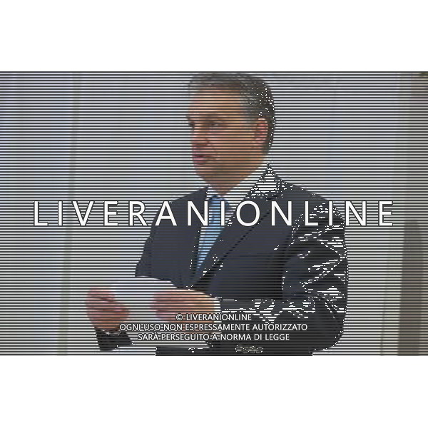 (140406) -- BUDAPEST, April 6, 2014 () -- Hungary\'s Prime Minister Viktor Orban prepares to cast his bollot at a polling station in Budapest, Hungary on April 6, 2014. Hungary on Sunday kicked off the seventh parliamentary election since the multiparty system was restored in 1990. (/Attila Volgyi) ©photoshot/AGENZIA ALDO LIVERANI SAS - ITALY ONLY - EDITORIAL USE ONLY - Voto - Elezioni parlamentari a Budapest Ungheria 6 Aprile 2014.
