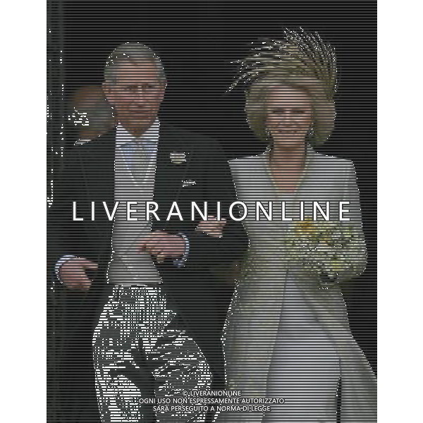 Britain\'s Prince Charles, Prince of Wales, and his bride Camilla Duchess of Cornwall leave St George\'s Chapel in Windsor, England following the church blessing of their civil wedding ceremony, Saturday April 9, 2005. ©photoshot/AGENZIA ALDO LIVERANI SAS - ITALY ONLY - REALI INGLESI: Il Principe carlo d\'inghilterra il giorno del matrimonio con Camilla duchessa di Cornovaglia 9 anni fa il 9 Aprile 2005