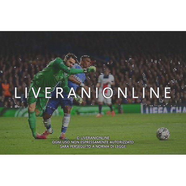 Salvatore SIRIGU / Samuel ETO\'O - 08.04.2014 - Chelsea / Paris Saint Germain - 1/4Finale Retour Champions League -Londres Photo : Dave Winter / Icon Sport AG ALDO LIVERANI SAS ONLY ITALY