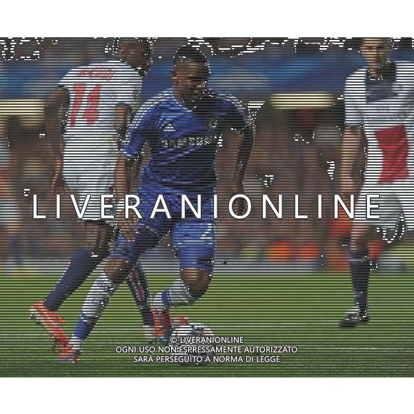 Chelsea\'s Samuel Eto\'o in action during todays match against Paris St Germain Photo by Ashley Western/CameraSport Football - UEFA Champions League Quarter Final Second Leg - Chelsea v Paris St Germain - Tuesday 8th April 2014 - Stamford Bridge - London © CameraSport - 43 Linden Ave. Countesthorpe. Leicester. England. LE8 5PG - Tel: +44 (0) 116 277 4147 - admin@camerasport.com - www.camerasport.com AG ALDO LIVERANI SAS ONLY ITALY