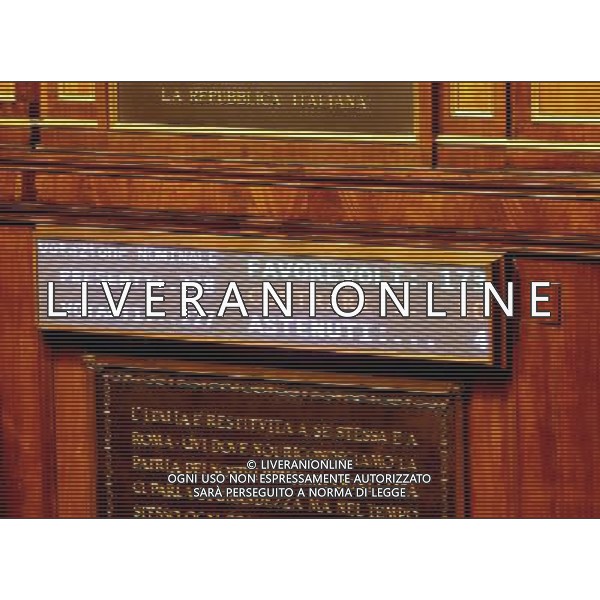 Roma - 09/04/2014 - Senato - Palazzo Madama - Ratifica ed esecuzione dell\'Accordo tra il Governo della Repubblica italiana e il Governo della Repubblica francese per la realizzazione e l\'esercizio di una nuova linea ferroviaria Torino-Lione - nella foto: Il tabellone con il voto favorevole alla Ratifica tra Italia e Francia per la realizzazione della nuova linea ferroviaria Torino-Lione / Ph. Fabrizio Corradetti - ag. Aldo Liverani Sas