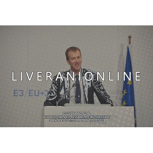 (140408) -- VIENNA, April 8, 2014 () -- Michael Mann, spokesman of European Union High Representative for Foreign Affairs and Security Policy Catherine Ashton, speaks during a press conference in Vienna, Austria, April 8, 2014. Iran and six world powers entered detailed negotiations here Tuesday, aiming to find a long-term solution to Tehran\'s nuclear program. (/Qian Yi) (zw) ©PHOTOSHOT/AGENZIA ALDO LIVERANI SAS - ITALY ONLY - EDITORIAL USE ONLY - Conferenza stampa dei rappresentanti dell\'Iran e sei potenze mondiali per i negoziati, al fine di trovare una soluzione a lungo termine al programma nucleare di Teheran a Vienna, Austria, 8 aprile 2014.