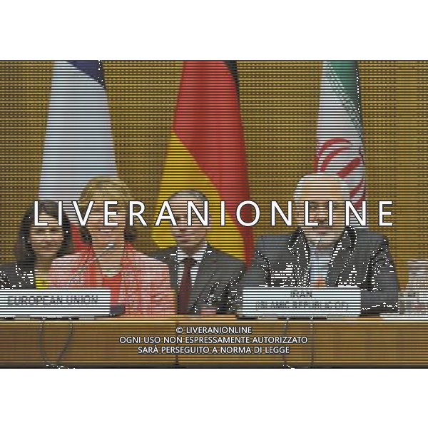 (140409) -- VIENNA, April 9, 2014 () -- European Union foreign policy chief Catherine Ashton (L) and Iranian Foreign Minister Mohammad Javad Zarif attend the closing session of the third round discussion on Iran\'s nuclear program in Vienna April 9, 2014. Iran and six major states hold detailed discussion covering all the issues needed for a final deal on the country\'s disputed nuclear program, EU foreign policy chief and Iranian chief negotiator announced Wednesday in a joint statement. (/Qian Yi) (bxq) AG ALDOL IVERANI SAS ONLY ITALY