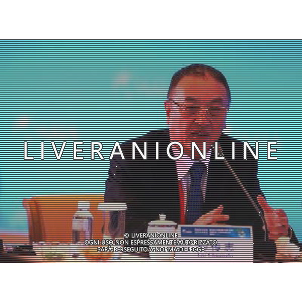 (140410) -- BOAO, April 10, 2014 () -- Liu Chuanzhi, chairman of Legend Holdings Corporation, speaks at a business leaders roundtable during the Boao Forum for Asia (BFA) Annual Conference 2014 in Boao, south China\'s Hainan Province, April 9, 2014. (/Wang Jingqiang) (wyo) ©photoshot/AGENZIA ALDO LIVERANI SAS - ITALY ONLY - Conferenza annuale Boao Forum per l\'Asia nel sud della Cina provincia di Hainan aprile 2014