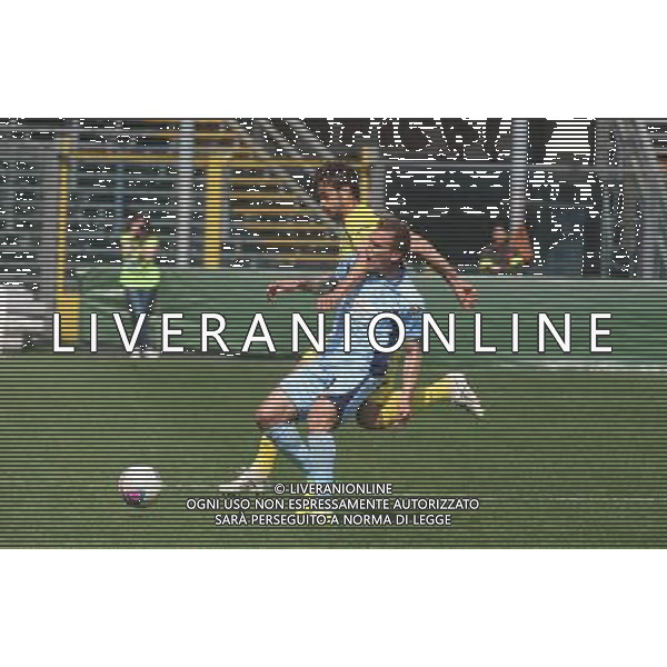 bergamo, stadio atleti azzurri d\'italia, 13 APRILE 2014, nella foto MARCO GORZEGNO VS PESENTI MASSIMILIANO ,ph.moro/ALDO LIVERANI ALBINOLEFFE VS CARRARESE LEGA PRO 13 APRILE 2014 ©/AGENZIA ALDO LIVERANI SAS