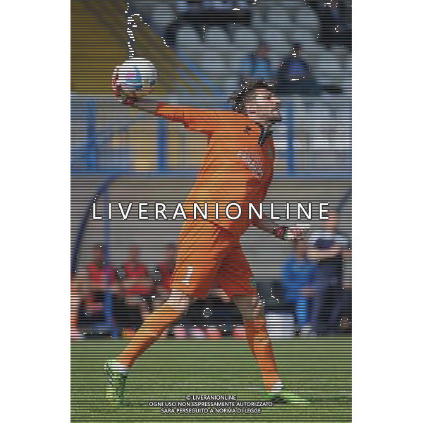 Busto Arsizio (VA) 13-04-2014 Stadio Carlo Speroni Campionato Lega PRO Prima Divisione girone A - 28Â° giornata Pro Patria - FeralpiSalo\' nella foto Paolo Branduani (FeralpiSalo\') foto Roberto Garavaglia - ag. Aldo Liverani sas