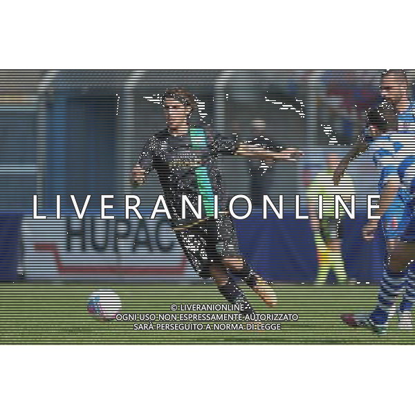 Busto Arsizio (VA) 13-04-2014 Stadio Carlo Speroni Campionato Lega PRO Prima Divisione girone A - 28Â° giornata Pro Patria - FeralpiSalo\' nella foto Tommaso Ceccarelli (FeralpiSalo\') foto Roberto Garavaglia - ag. Aldo Liverani sas