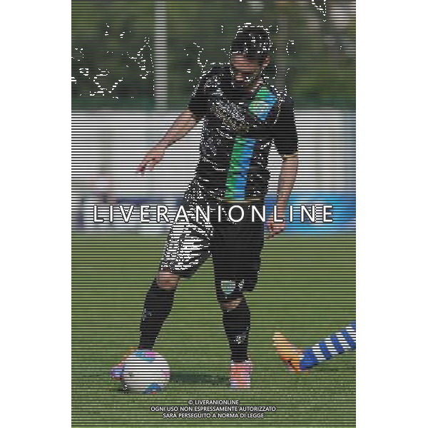Busto Arsizio (VA) 13-04-2014 Stadio Carlo Speroni Campionato Lega PRO Prima Divisione girone A - 28Â° giornata Pro Patria - FeralpiSalo\' nella foto Marco Di Benedetto (FeralpiSalo\') foto Roberto Garavaglia - ag. Aldo Liverani sas