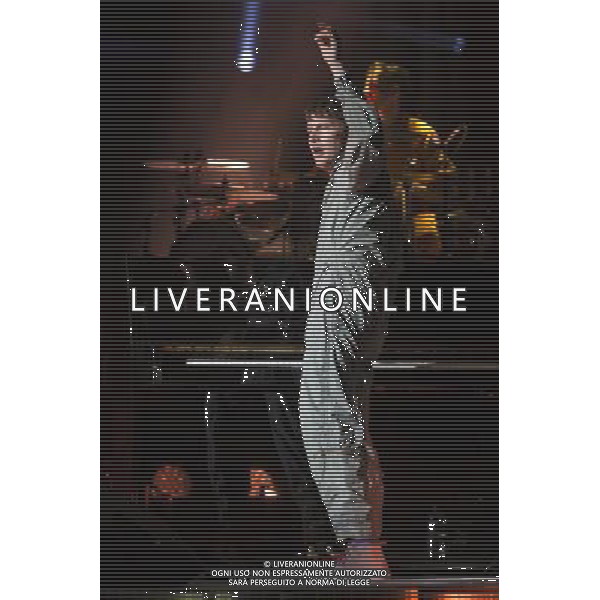 James Blunt performs at Manchester Apollo, Manchester, England, 17th April 2014. ©Photoshot/Ag. Aldo Liverani s.a.s.-Only Italy-Editorial Use Only