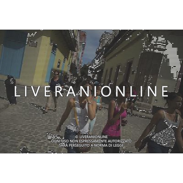 (140419) -- HAVANA, April 19, 2014 () -- Tourists visit Old Havana, capital of Cuba, on April 18, 2014. (/David de la Paz) (sp) ©Photoshot/Ag. Aldo Liverani s.a.s.-Only Italy-Editorial Use Only