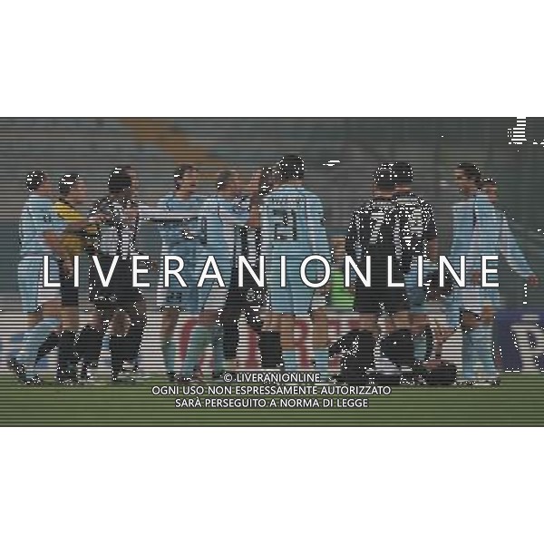 Roma 25 novembre 2004 Coppa Uefa Lazio-Partizan Belgrado nella foto: un momento di tensione fra le due squadre foto andry / ag.aldo liverani