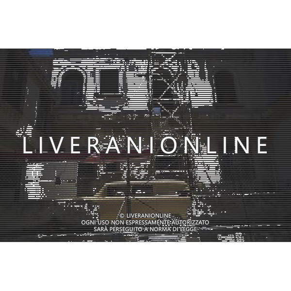 (140422) -- HAVANA, April 22, 2014 () -- A classic car is repaired in Havana, capital of Cuba, on April 21, 2014. (/David de la Paz) ©photoshot/AGENZIA ALDO LIVERANI SAS - ITALY ONLY - Cittadini cubani nelle vie della citta\' a L\'Avana, capitale di Cuba, il 21 aprile 2014