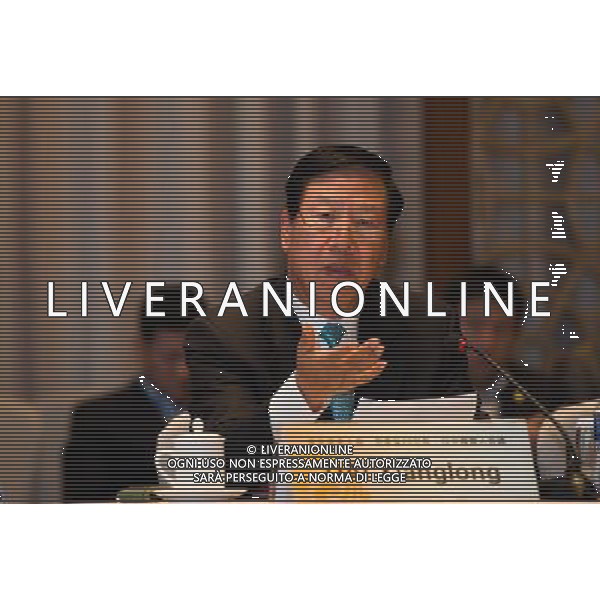 (140422) -- YANGZHOU, April 22, 2014 () -- Dai Xianglong, former governor of the People\'s Bank of China, speaks at the second plenary meeting during the ninth session of the Northeast Asia Trilateral Forum in Yangzhou, east China\'s Jiangsu Province, April 22, 2014. The forum, cosponsored by China\'s News Agency, Japan\'s Nikkei news group and South Korea\'s leading daily newspaper, Joong-Ang Ilbo, seeks to strengthen non-governmental exchanges among the three nations. The yearly event has been held alternately in the three countries since 2006. (/Li Xiang) (zkr) ©PHOTOSHOT/AGENZIA ALDO LIVERANI SAS - ITALY ONLY - EDITORIAL USE ONLY